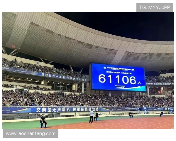 阿联酋世界杯精彩纷呈足球盛宴揭幕 聚焦赛事亮点与球队表现